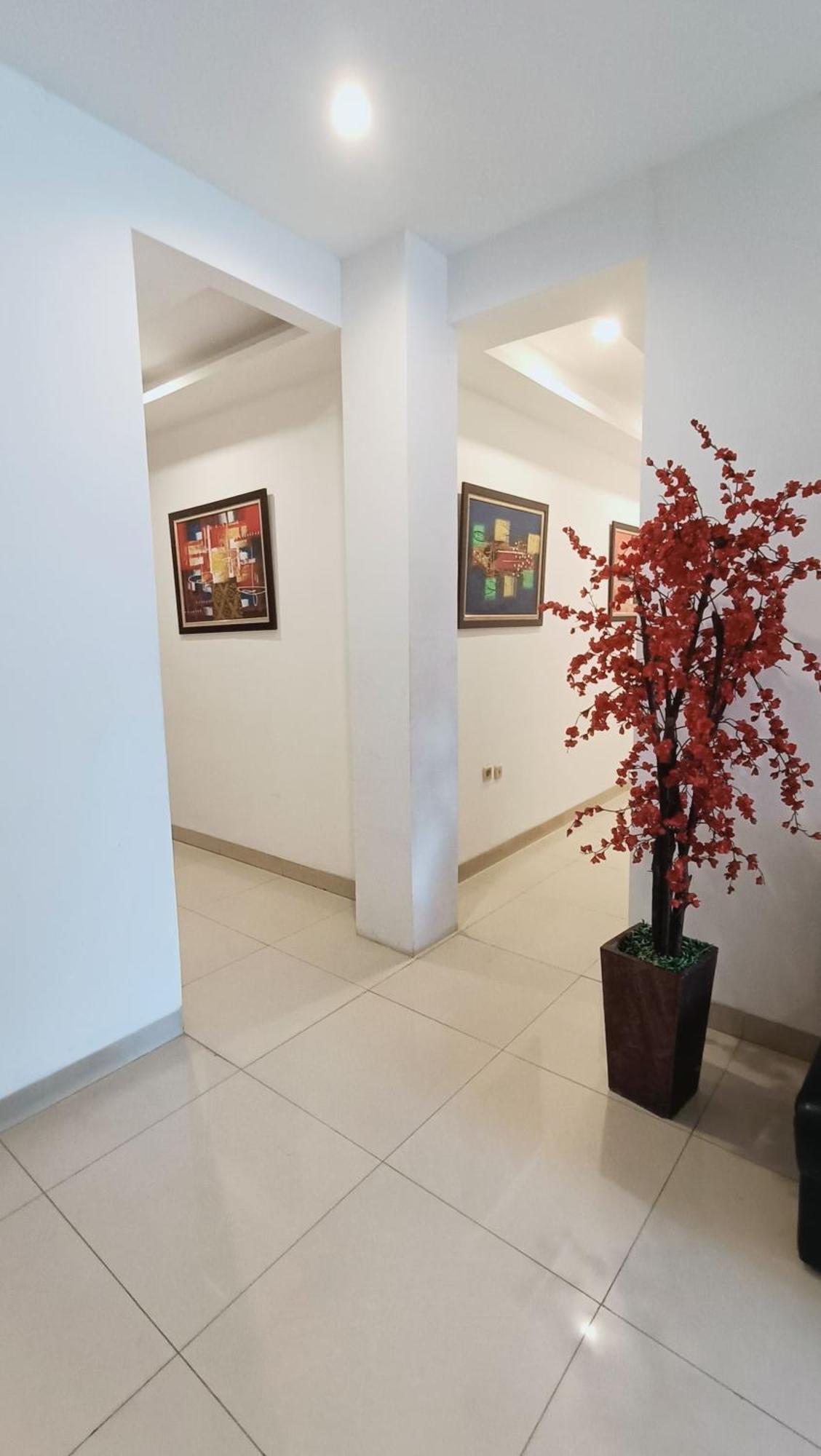 VI Hotel Bandung Exteriör bild