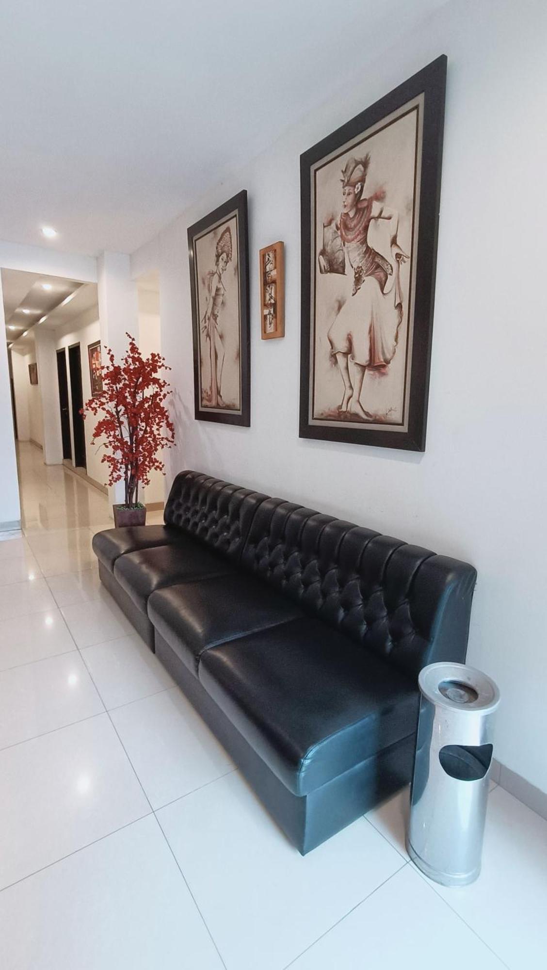 VI Hotel Bandung Exteriör bild